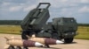 Установка HIMARS с ракетами ATACMS