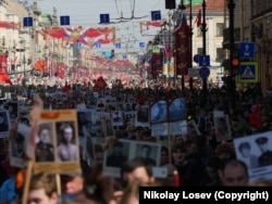 9 мая 2019 года. Санкт-Петербург, Невский проспект. Прохождение участников всероссийского патриотического проекта "Бессмертный полк"