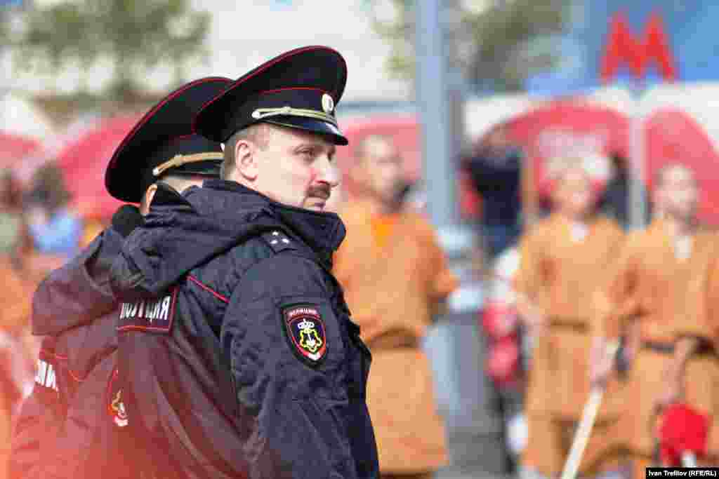 Праздник Москвы в &quot;день тишины&quot;.&nbsp;Участники &quot;Спасской башни&quot;