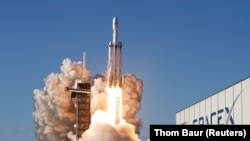 Запуск SpaceX Falcon Heavy 