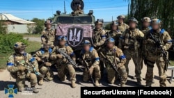 Украинские военные в центре Купянска