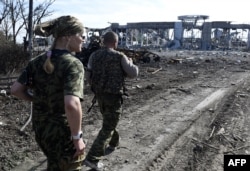 Аэропорт Луганска после боев