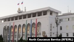 Daghestan - Makhachkala, central square, White House 